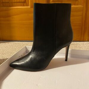 SCHUTZ Black Heeled Ankle Boots